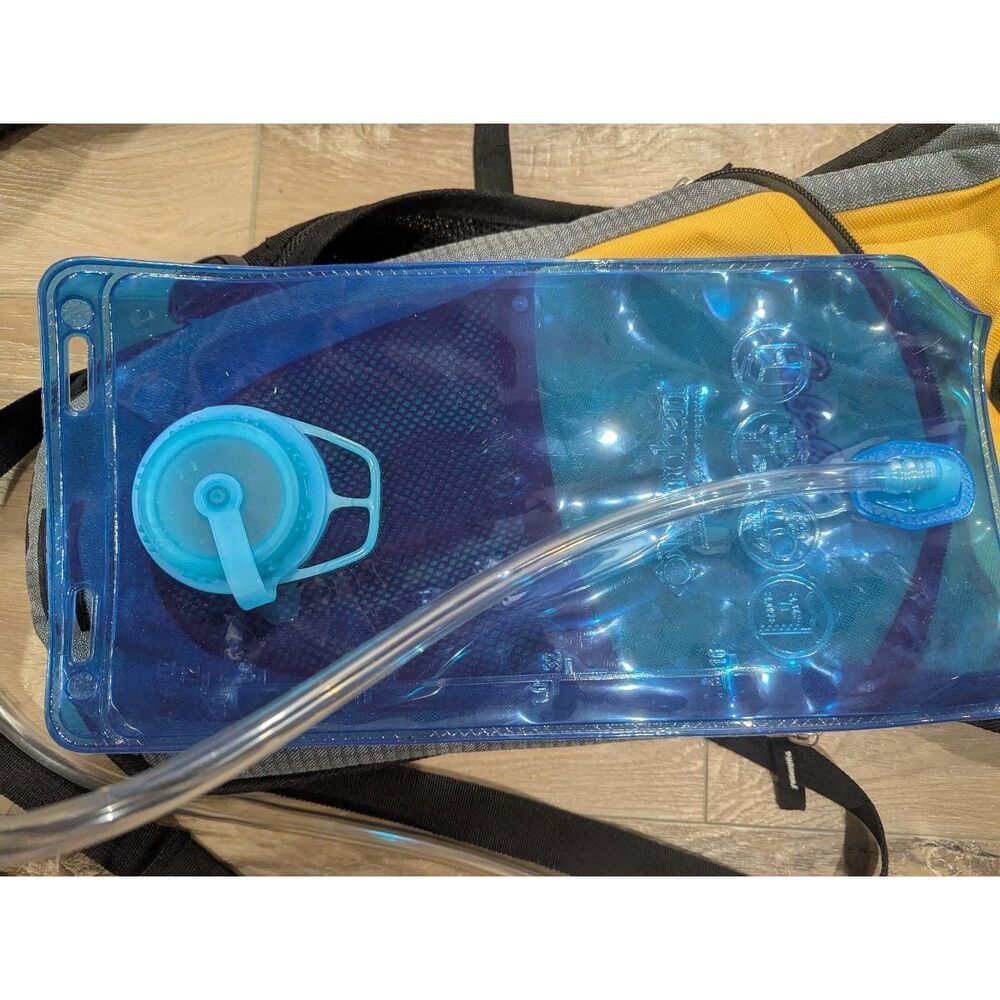 Cabela's Hydration Pack - image 3